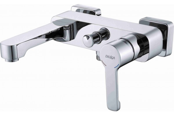 Single lever bath mixer
